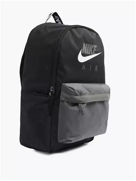 nike air tagesrucksack